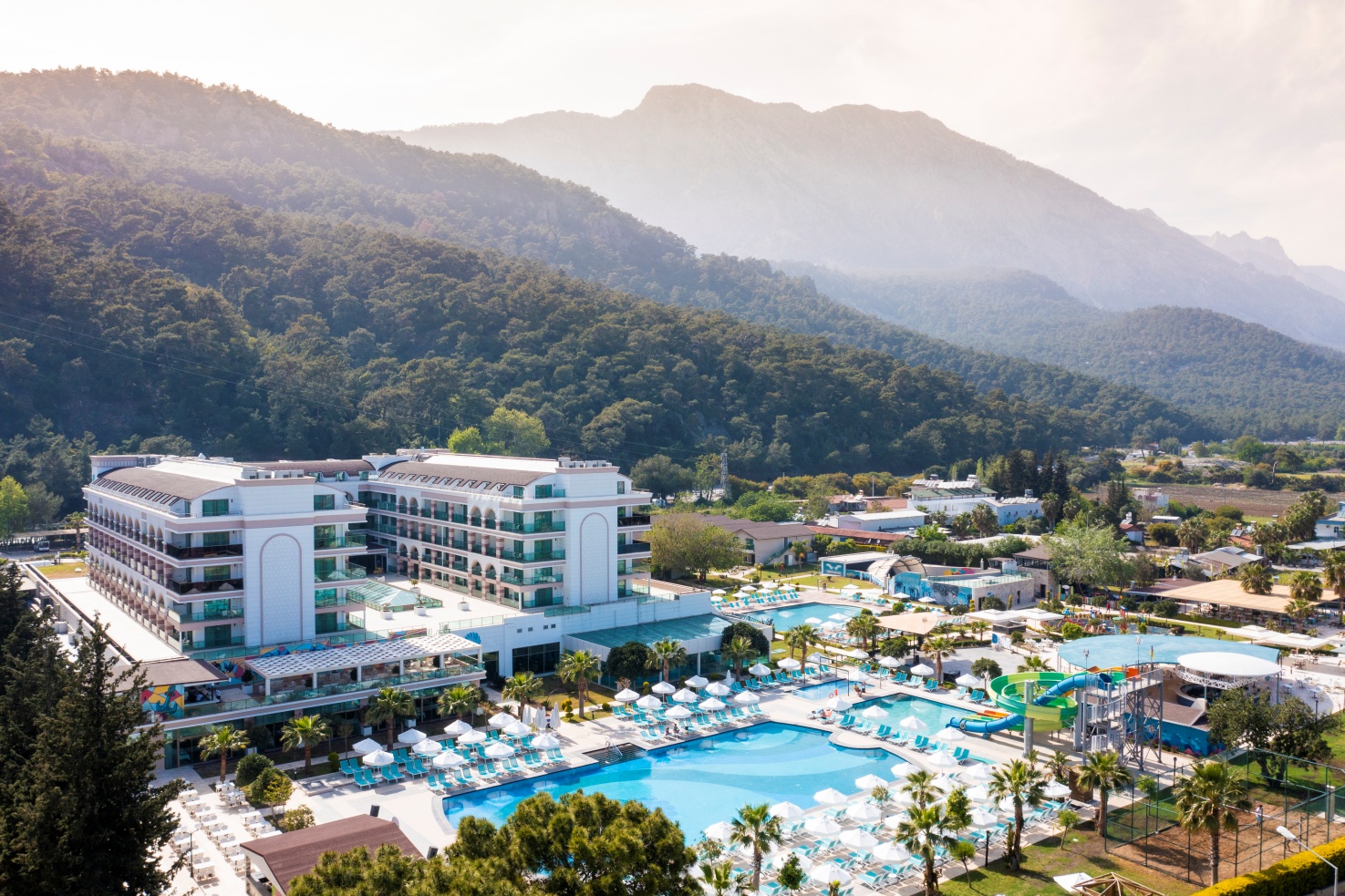 Почивка в Кемер, Турция със самолет от София в Петък - 7 нощувки